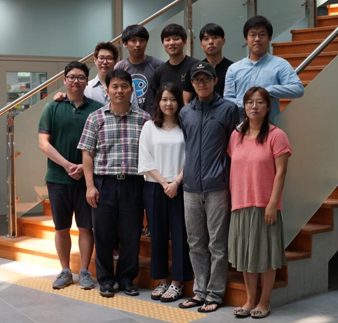 랩 단체사진 2017년 8월